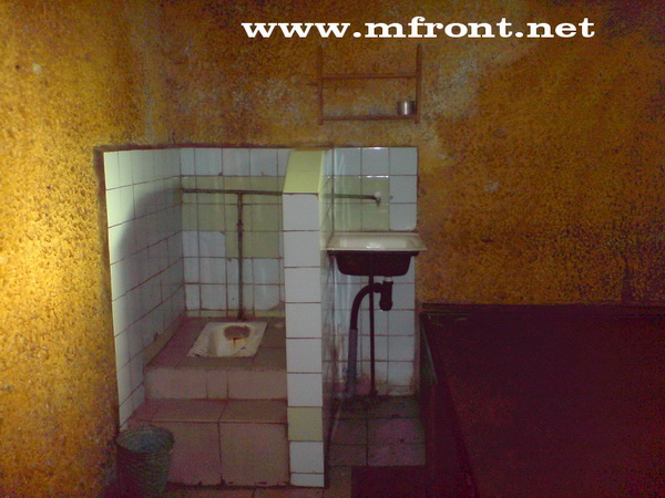 Туалет в ЦИП на Окрестина, 36